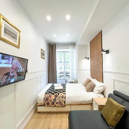 Apartment Urban Flat 81 - Luxe Sebastopol Paris