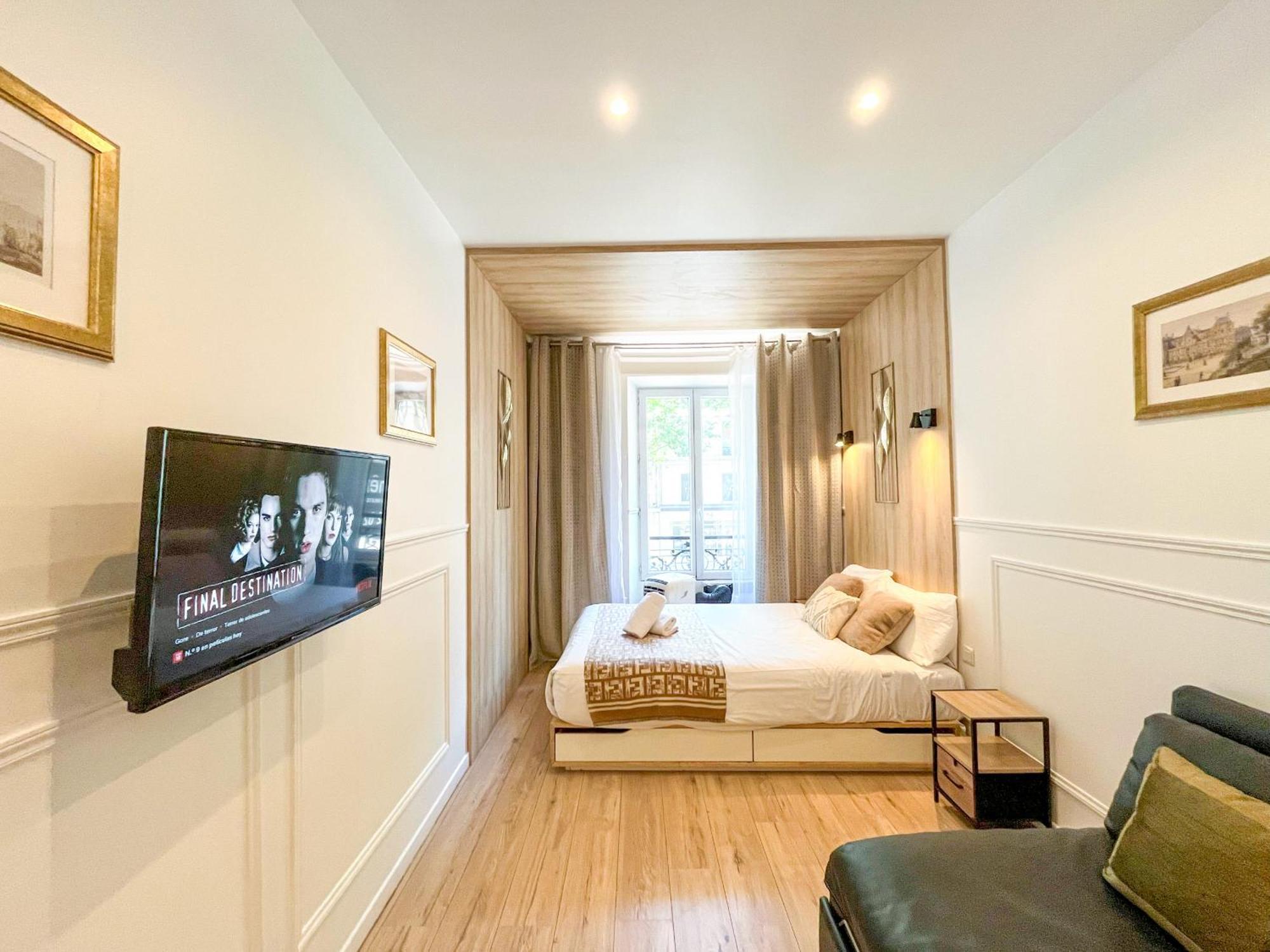 Urban Flat 81 - Luxe Sebastopol
