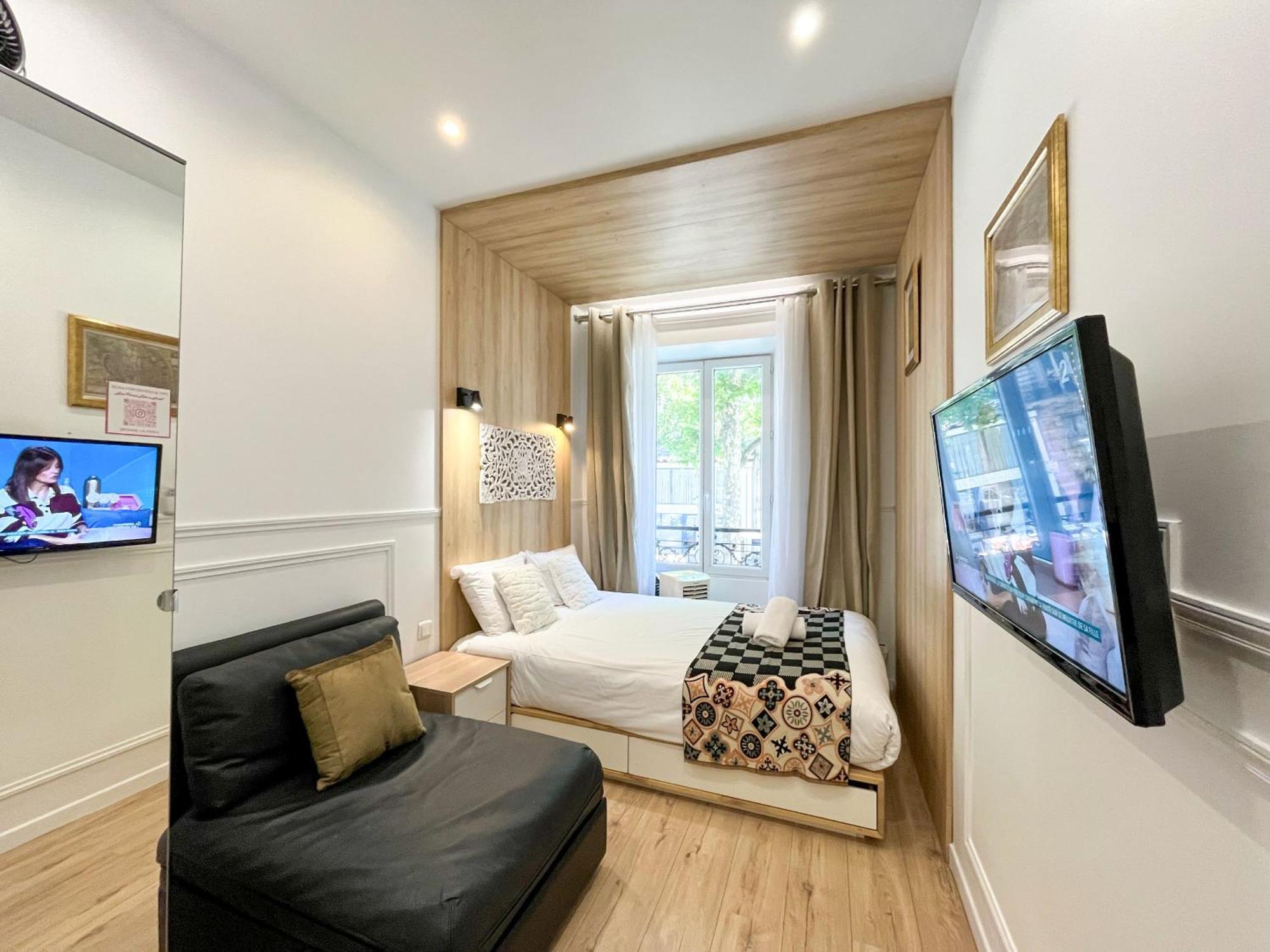 Urban Flat 81 - Luxe Sebastopol *
