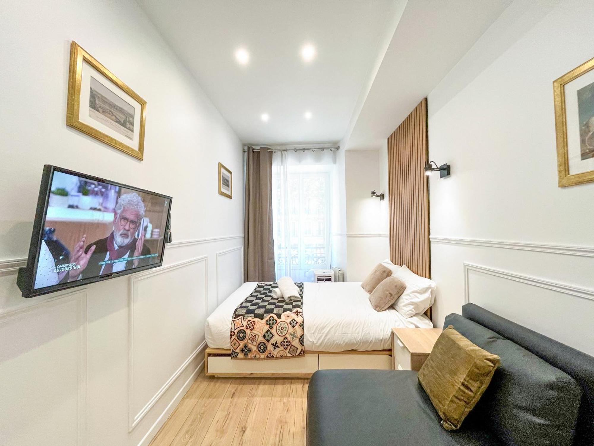 Apartment Urban Flat 81 - Luxe Sebastopol Paris