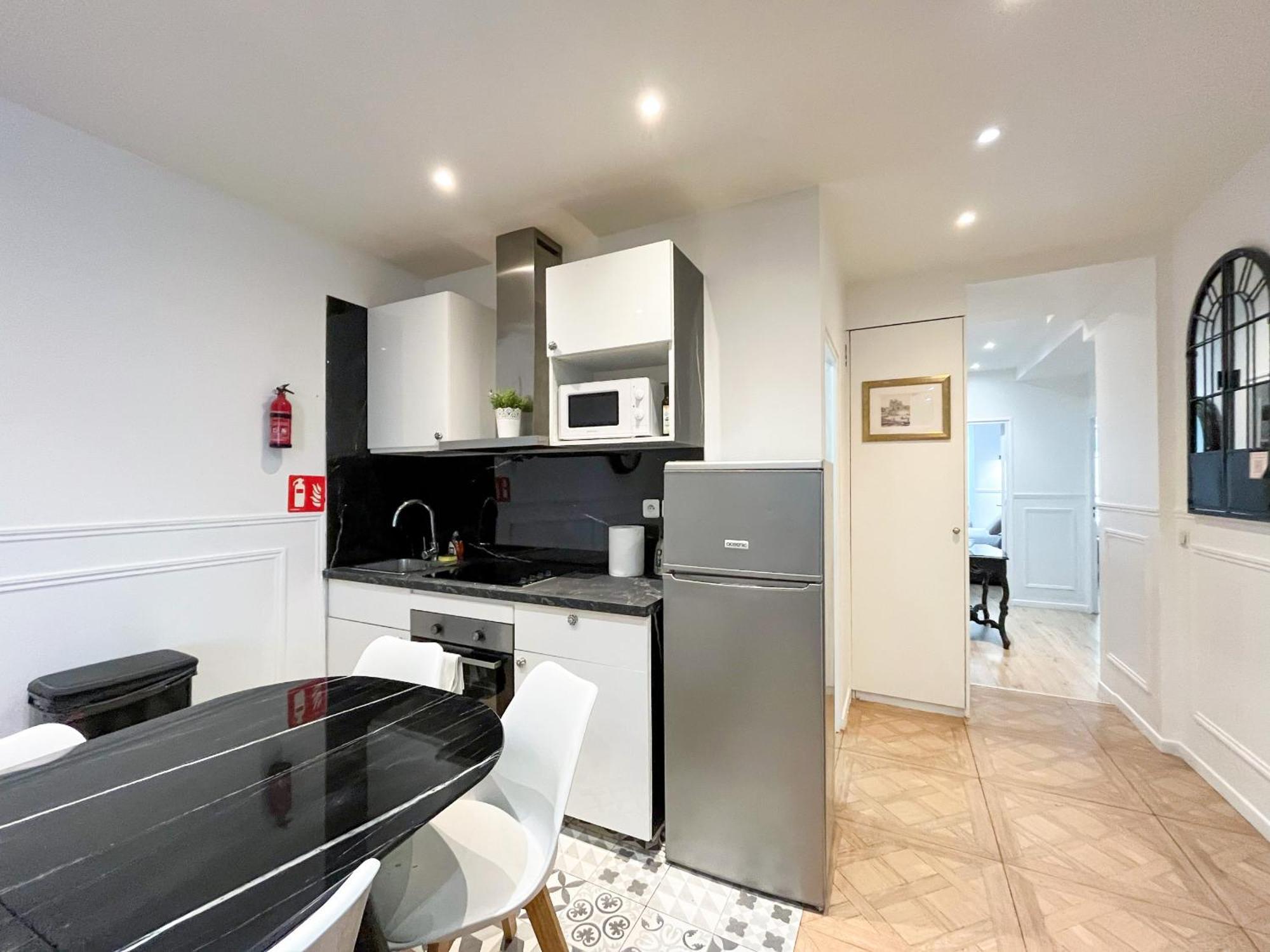 Apartment Urban Flat 81 - Luxe Sebastopol Paris