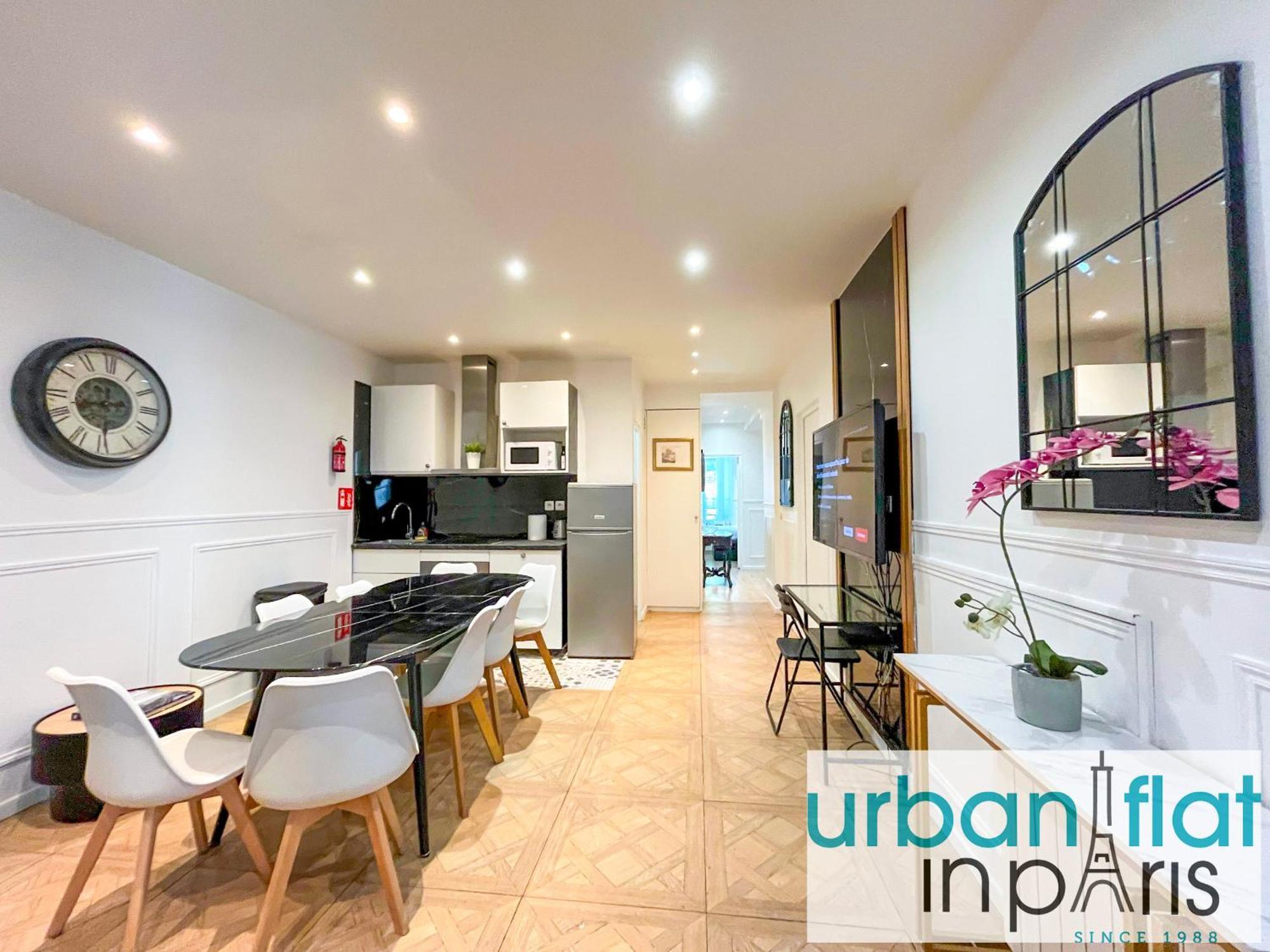 Urban Flat 81 - Luxe Sebastopol *